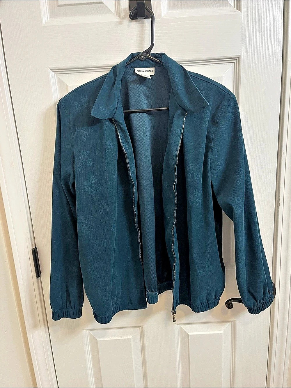 Alfred Dunner Floral Zip Jacket in Blue Size 8 Like New